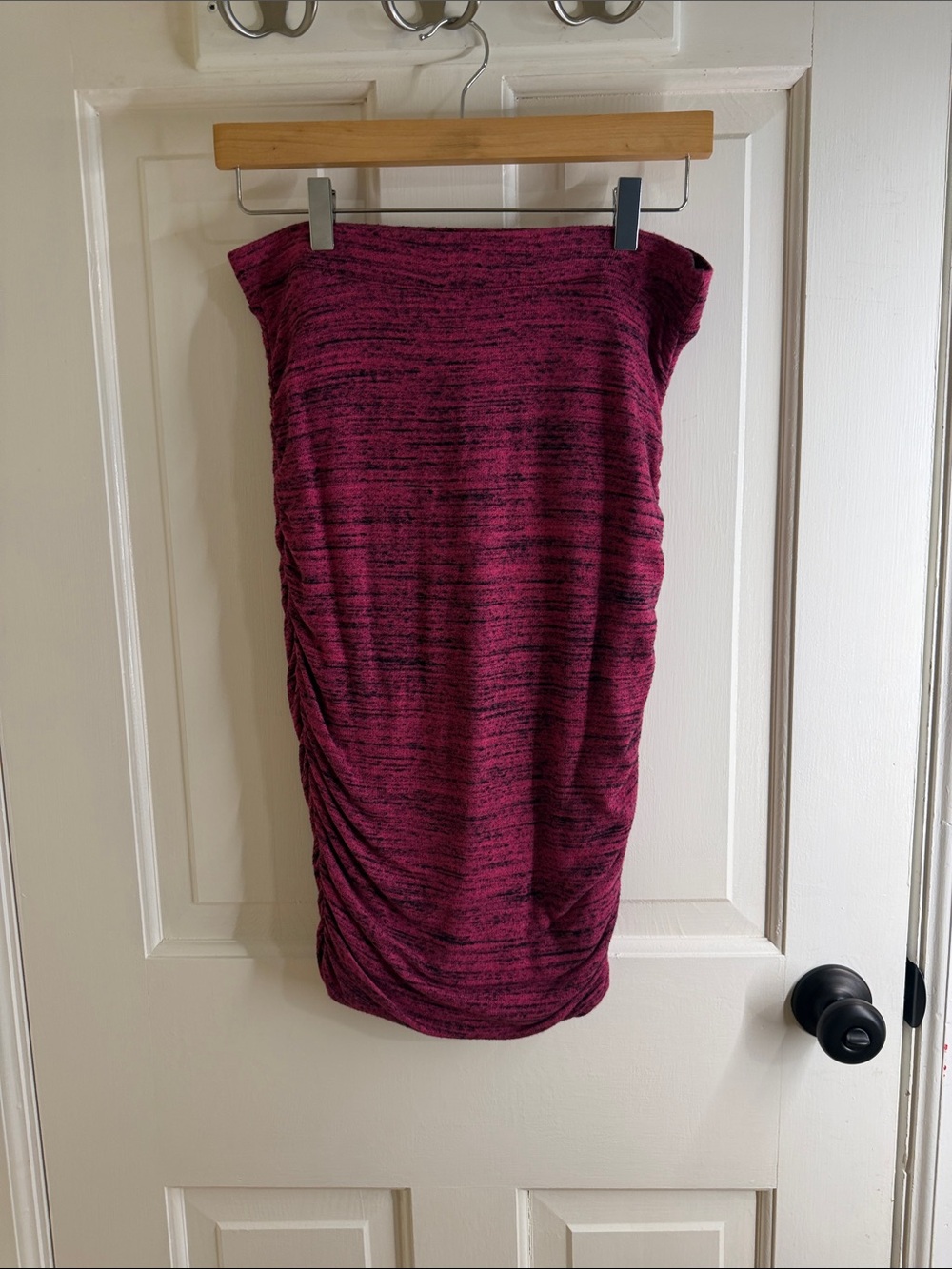 Splendid Magenta and Black Heathered Ruched Pencil Skirt